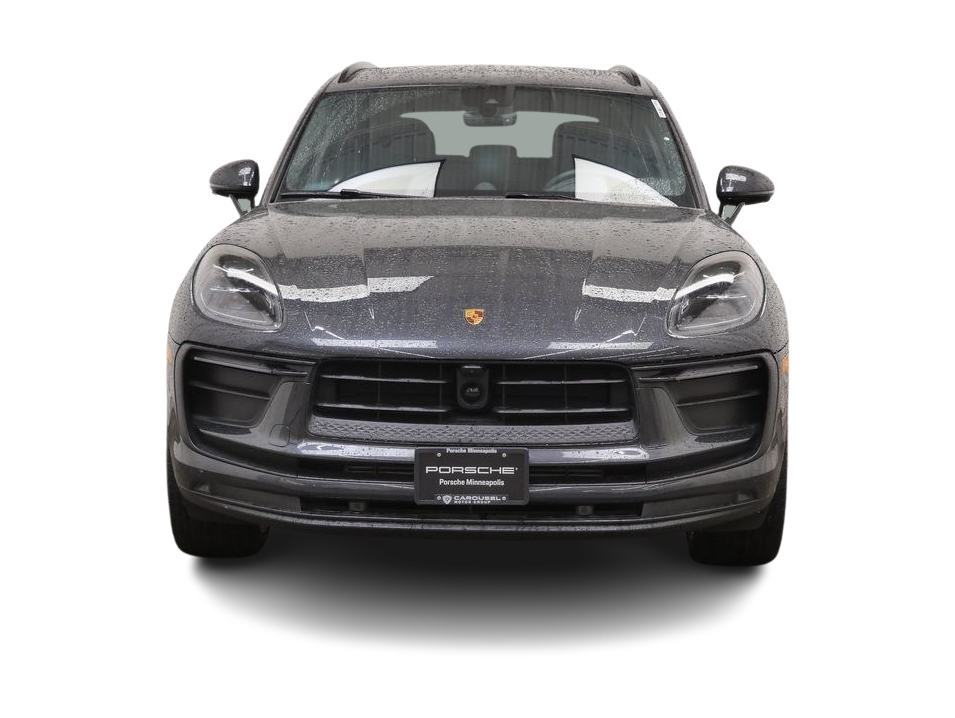Thumbnail: 2026 Porsche Macan - 14