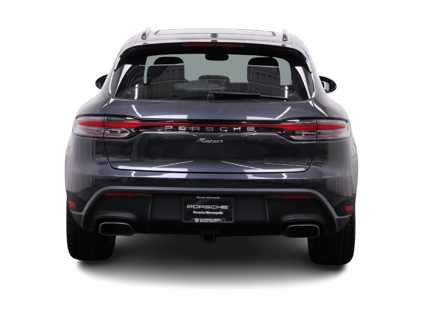 Thumbnail: 2026 Porsche Macan - 5