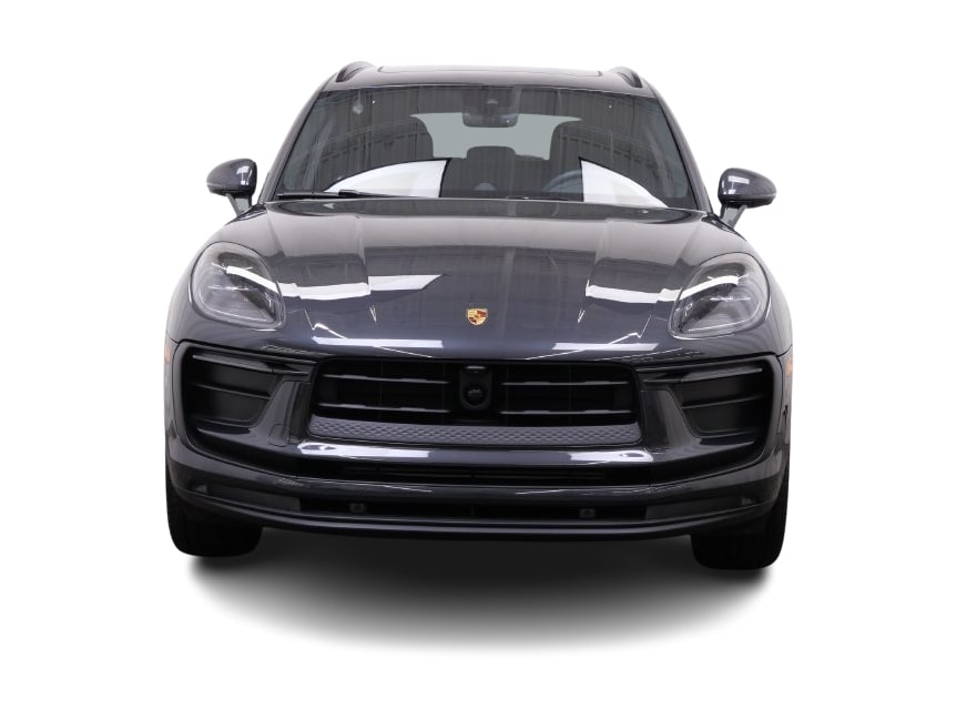 Thumbnail: 2026 Porsche Macan - 15