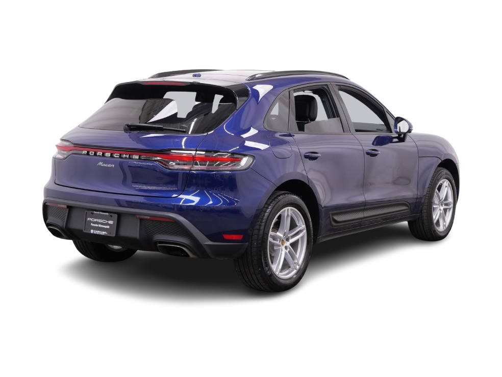 Thumbnail: 2026 Porsche Macan - 11