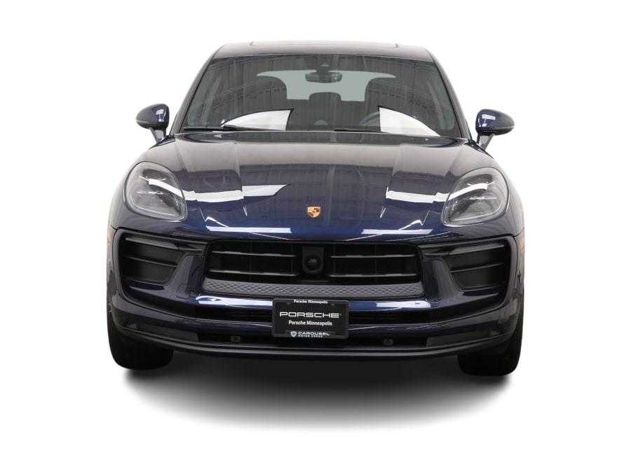 Thumbnail: 2023 Porsche Macan - 14
