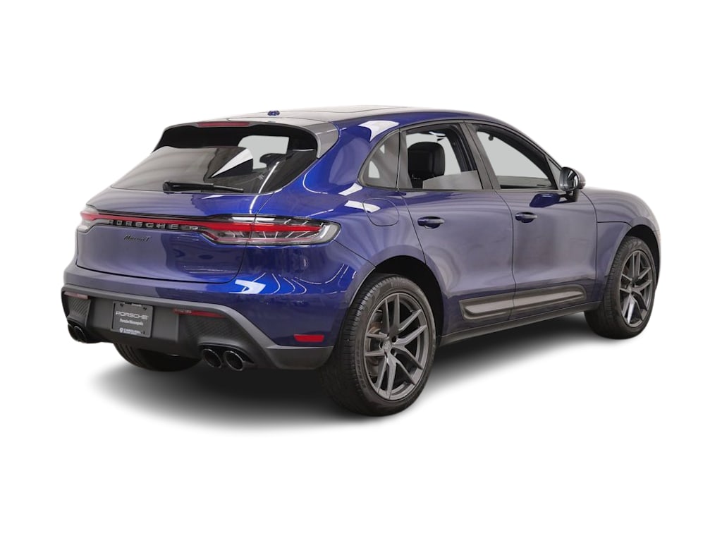 Thumbnail: 2024 Porsche Macan - 11