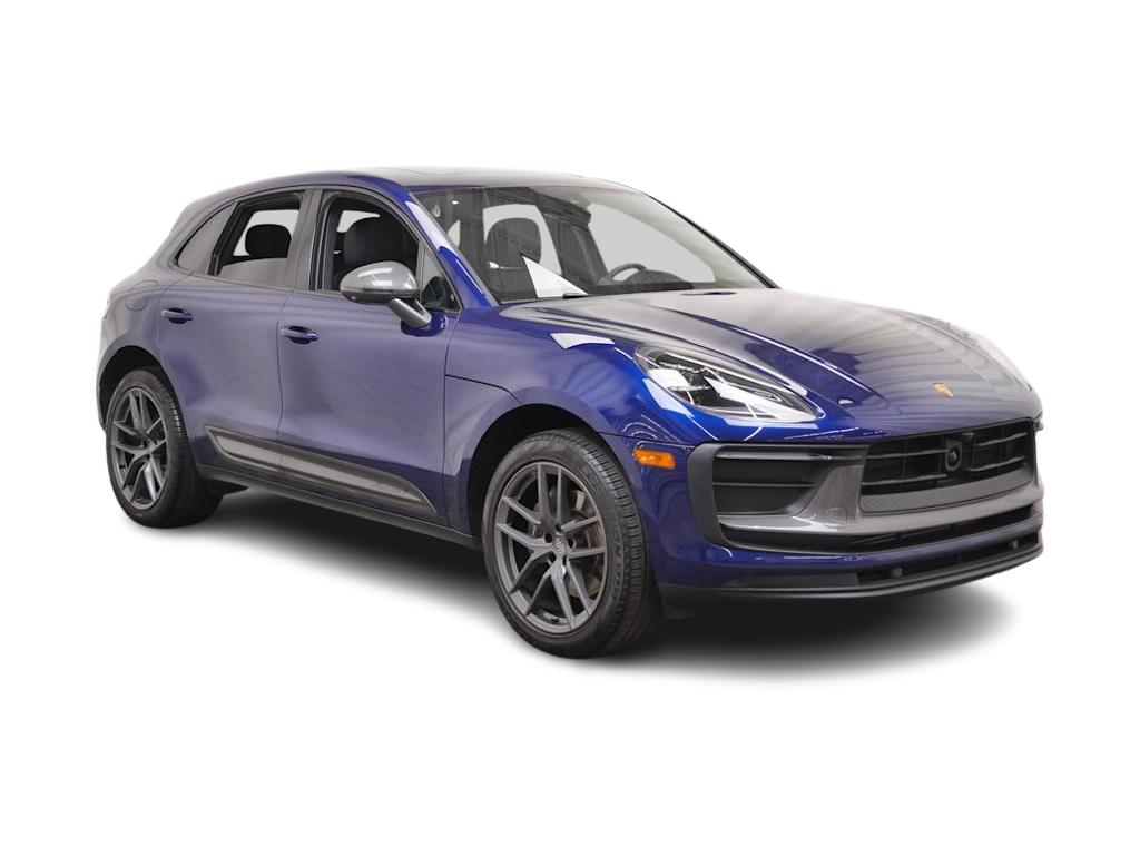 Thumbnail: 2024 Porsche Macan - 13