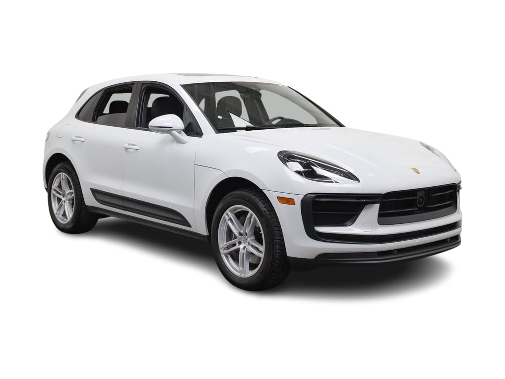 Thumbnail: 2024 Porsche Macan - 13