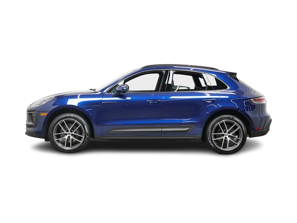 2024 Porsche Macan Base 3