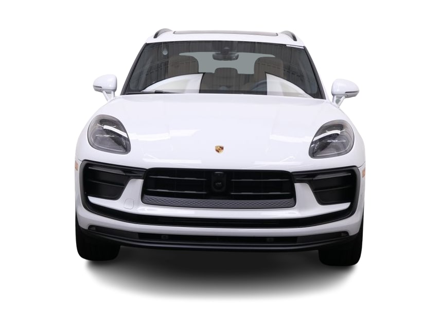 Thumbnail: 2026 Porsche Macan - 16
