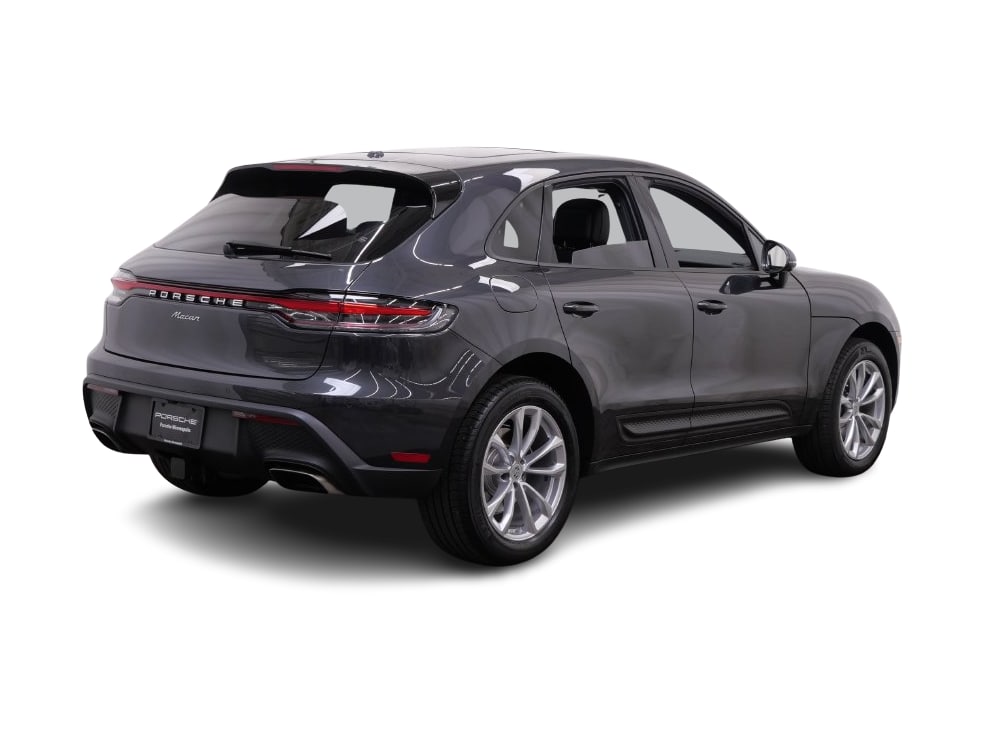 Thumbnail: 2026 Porsche Macan - 11