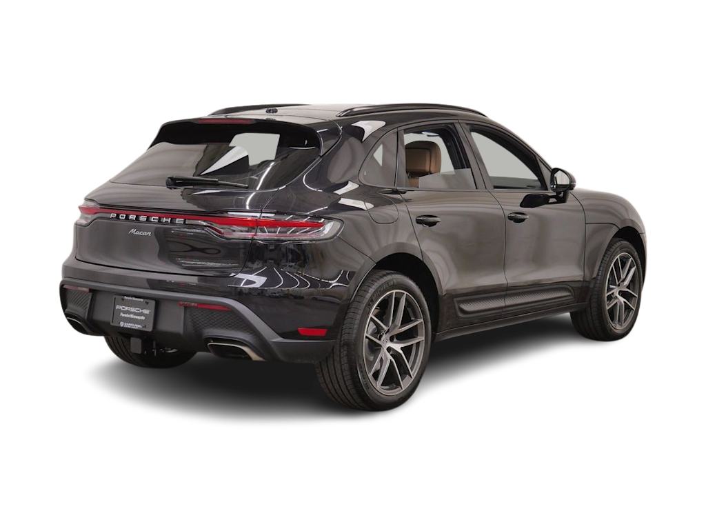 Thumbnail: 2026 Porsche Macan - 12