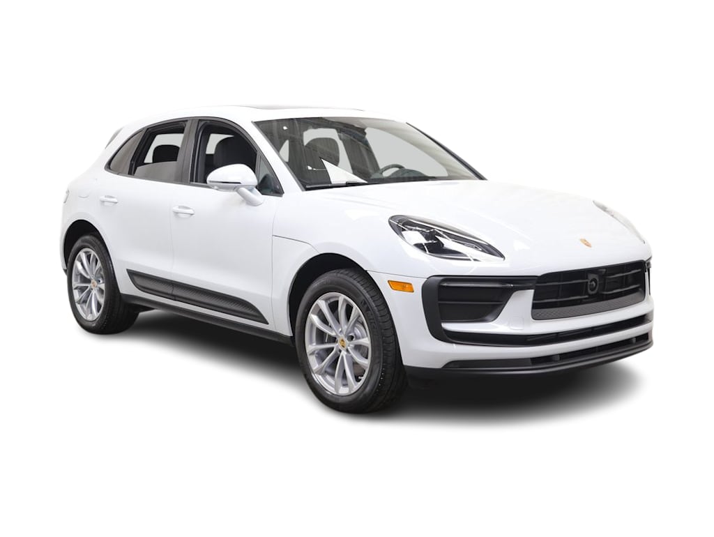 Thumbnail: 2026 Porsche Macan - 13
