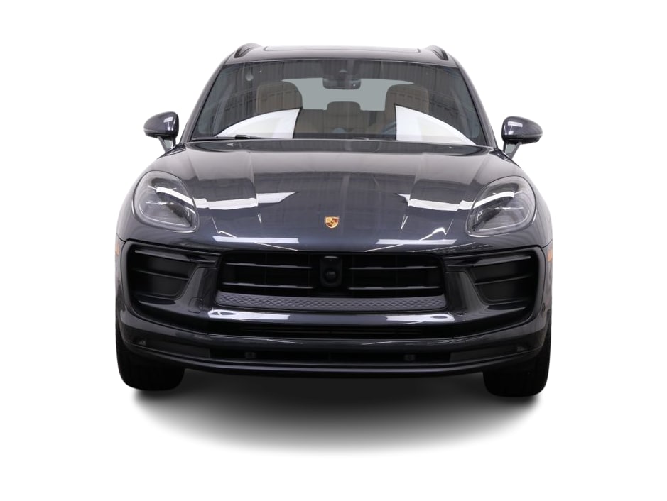 Thumbnail: 2026 Porsche Macan - 16