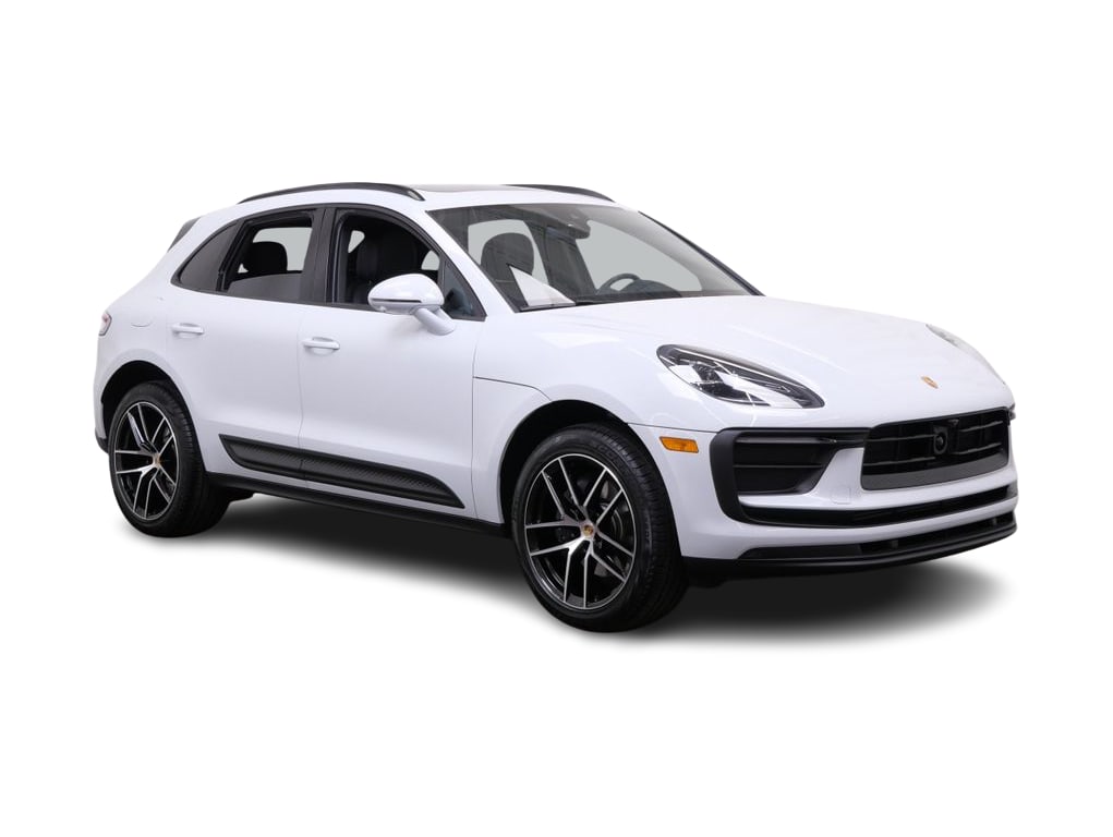 Thumbnail: 2026 Porsche Macan - 13