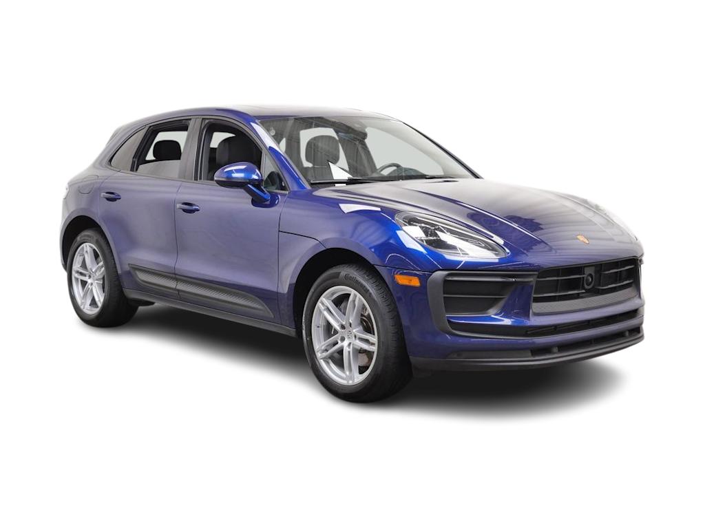 Thumbnail: 2024 Porsche Macan - 13