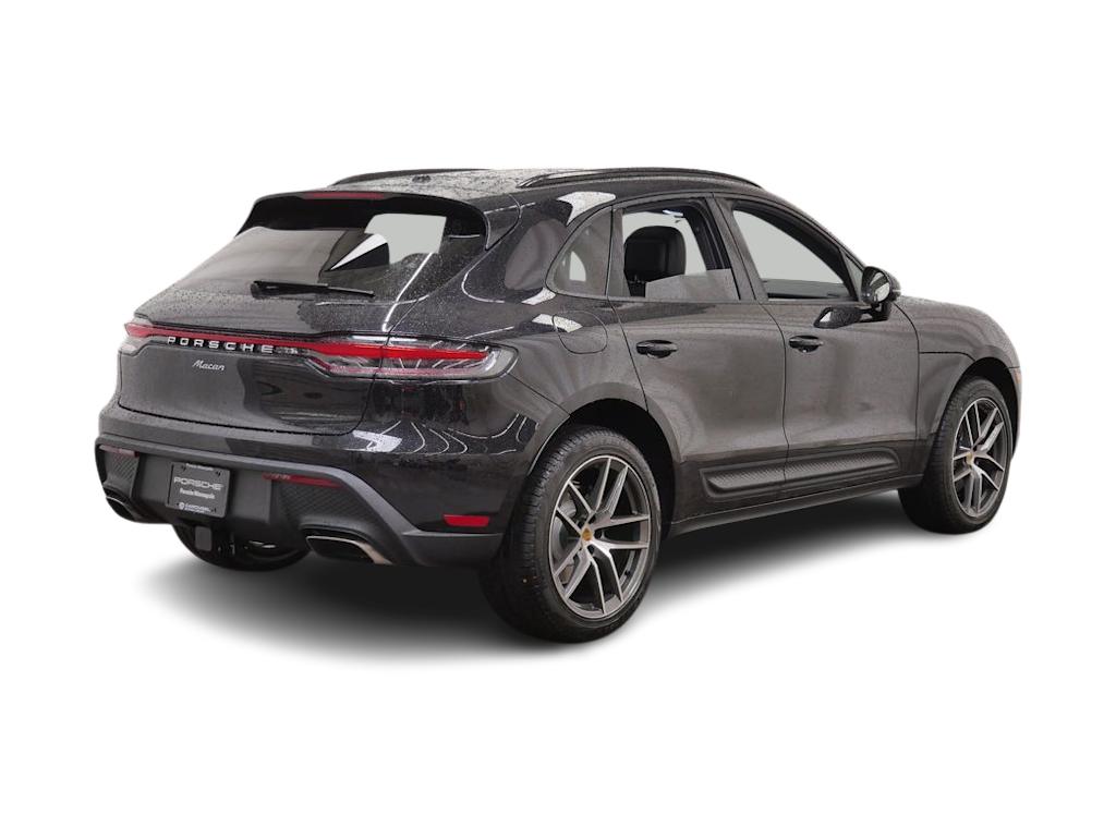 Thumbnail: 2026 Porsche Macan - 11