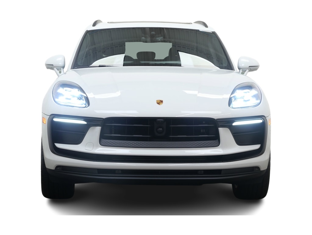 Thumbnail: 2026 Porsche Macan - 15