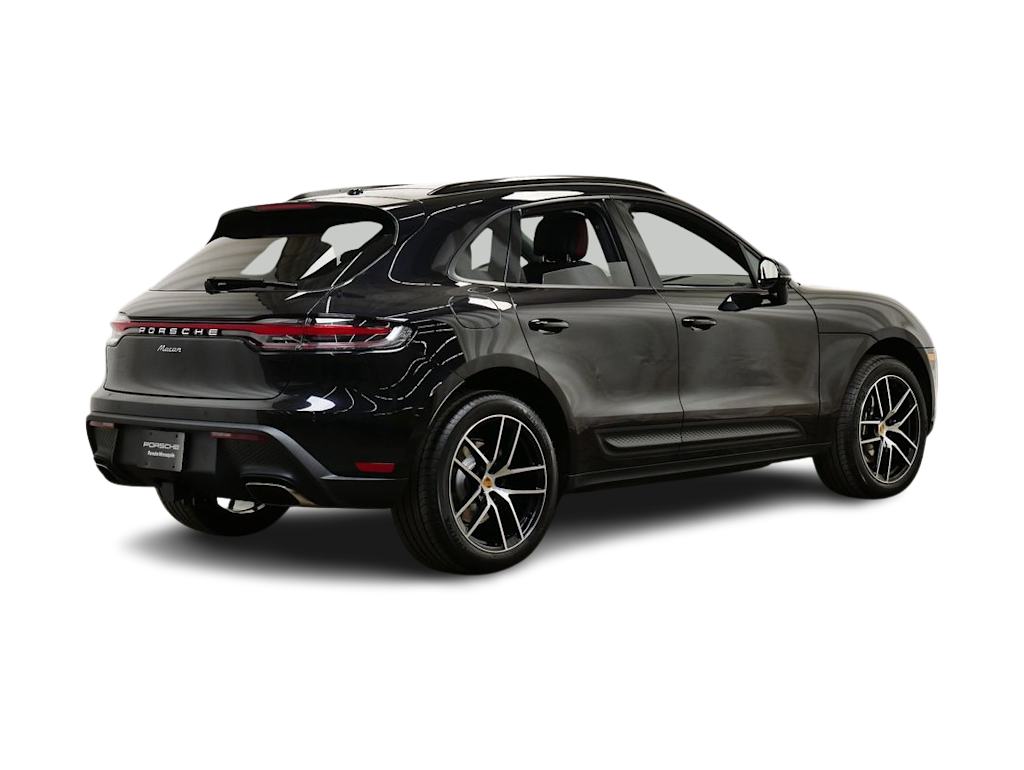 Thumbnail: 2026 Porsche Macan - 12