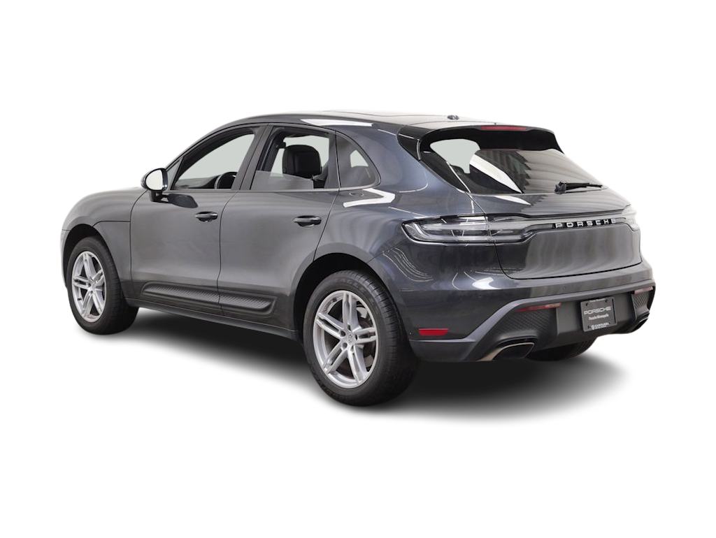 Thumbnail: 2024 Porsche Macan - 4