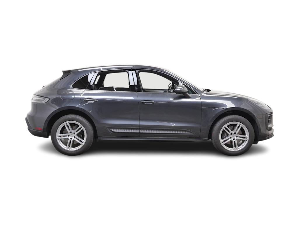 Thumbnail: 2024 Porsche Macan - 14