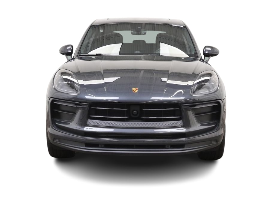 Thumbnail: 2024 Porsche Macan - 16