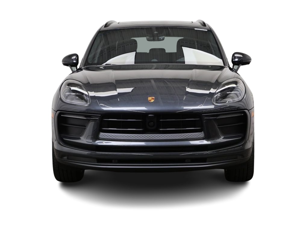 Thumbnail: 2026 Porsche Macan - 15