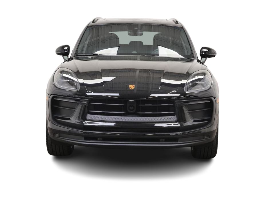 Thumbnail: 2026 Porsche Macan - 15