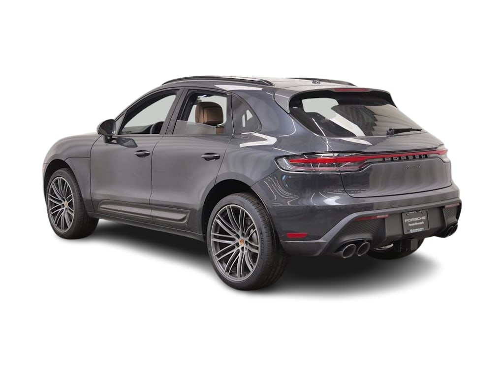 Thumbnail: 2026 Porsche Macan - 4
