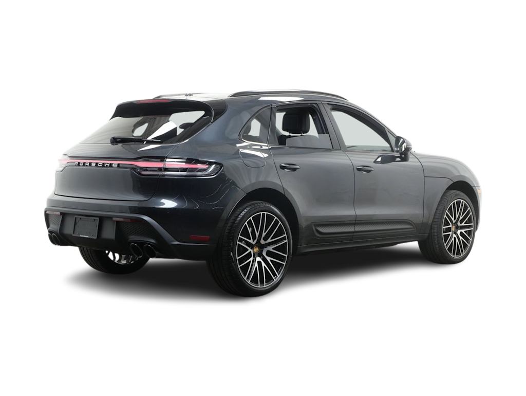 Thumbnail: 2026 Porsche Macan - 12