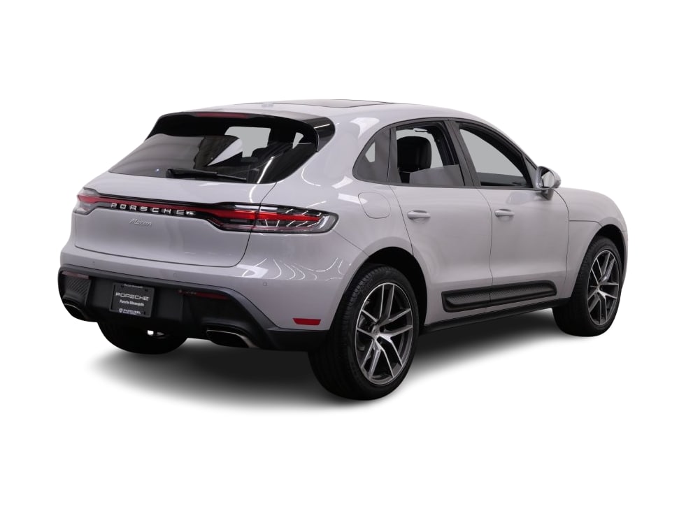 Thumbnail: 2026 Porsche Macan - 11