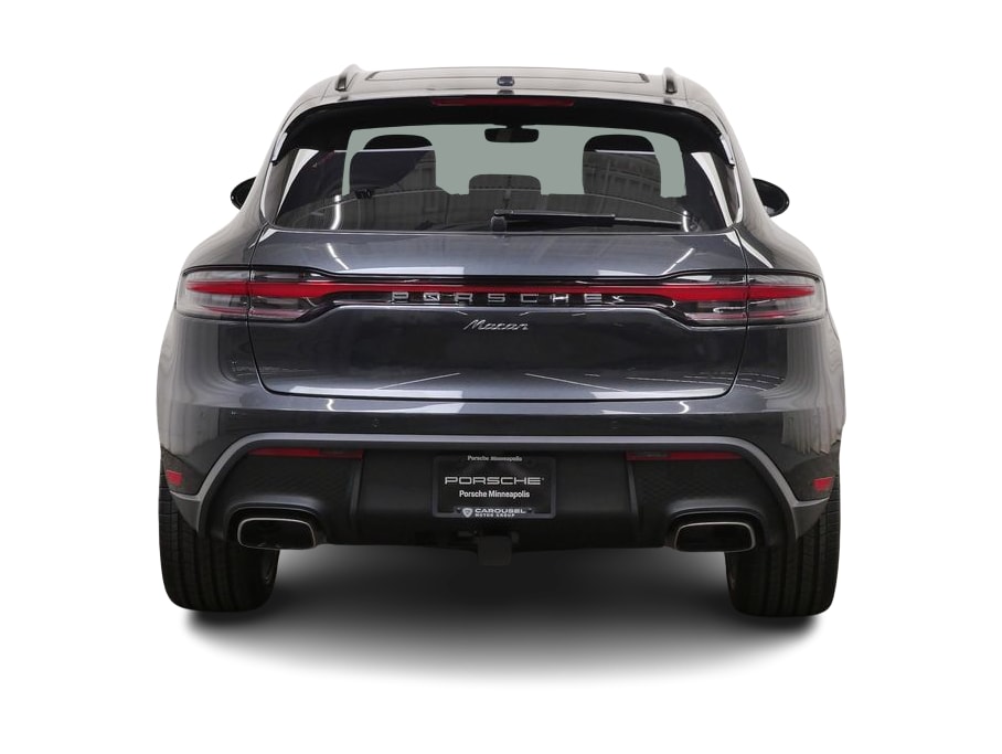 Thumbnail: 2026 Porsche Macan - 5