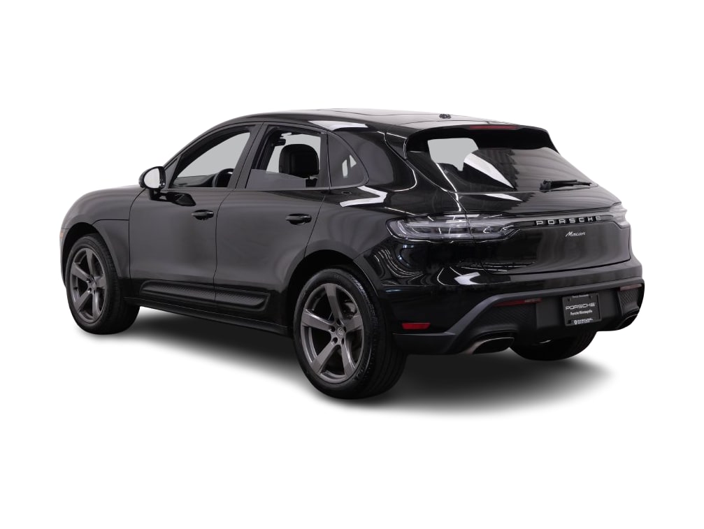 Thumbnail: 2023 Porsche Macan - 4