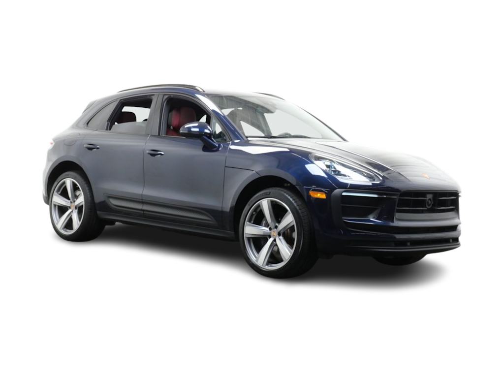 Thumbnail: 2023 Porsche Macan - 14