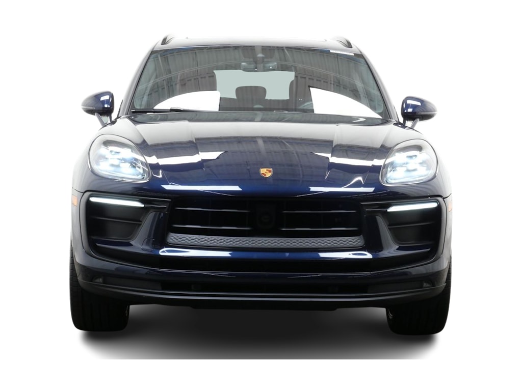 Thumbnail: 2023 Porsche Macan - 15