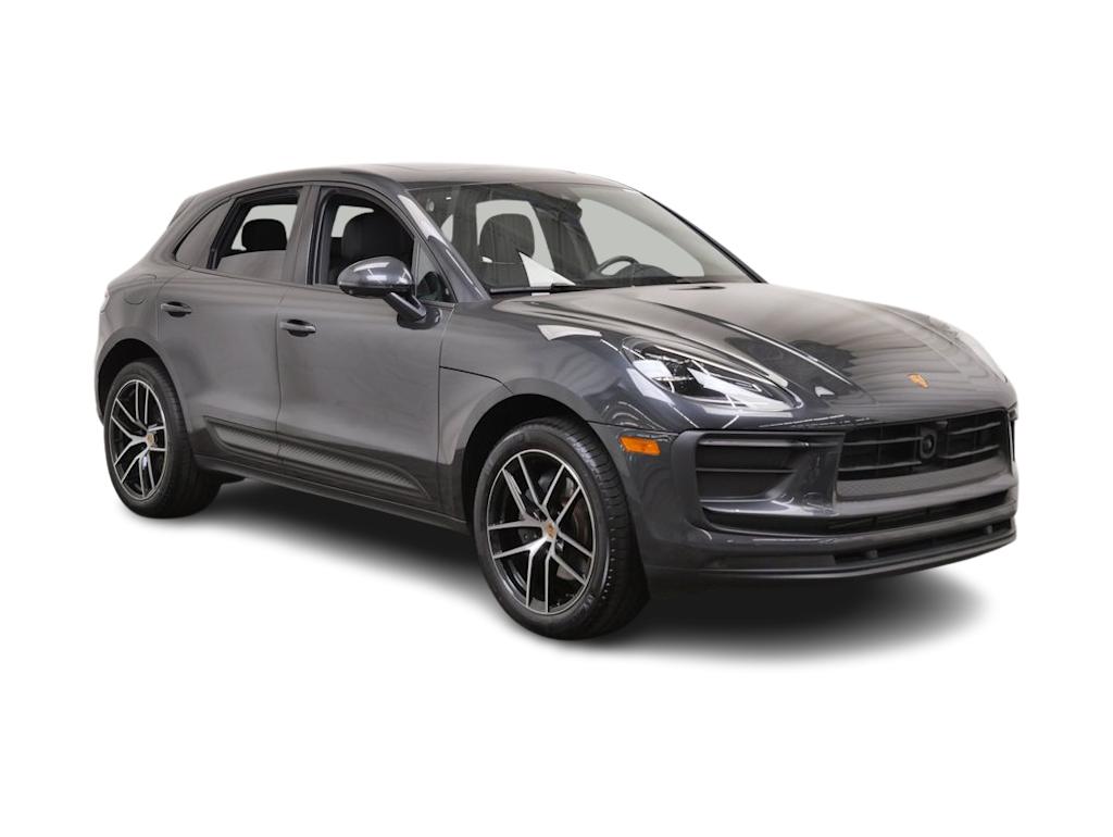 Thumbnail: 2023 Porsche Macan - 14