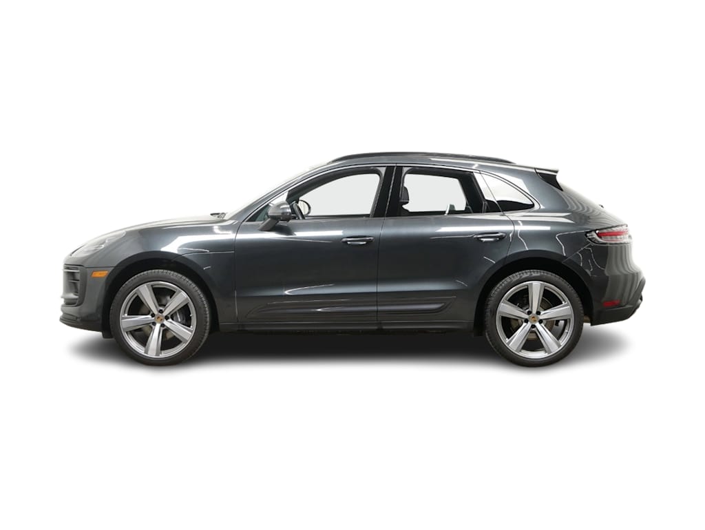 2024 Porsche Macan Base 3