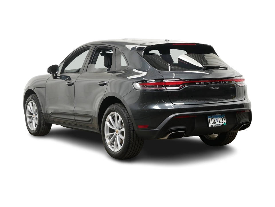 2024 Porsche Macan Base 4