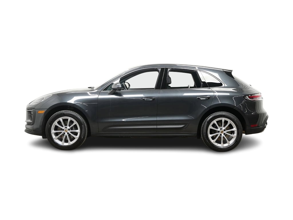 2024 Porsche Macan Base 3