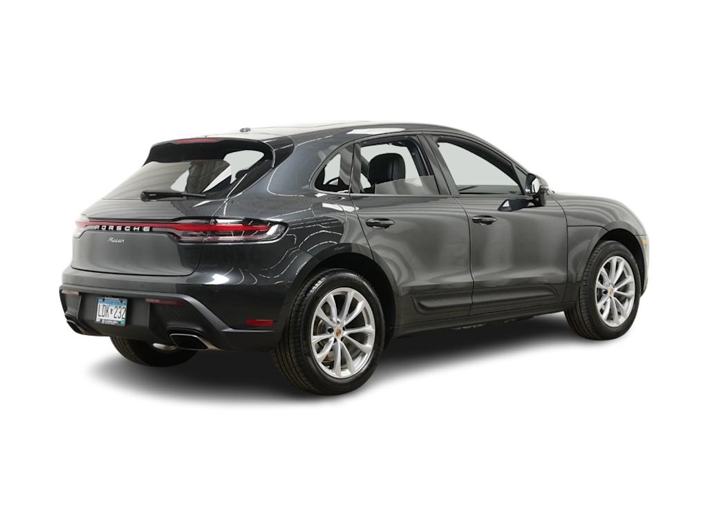 2024 Porsche Macan Base 13