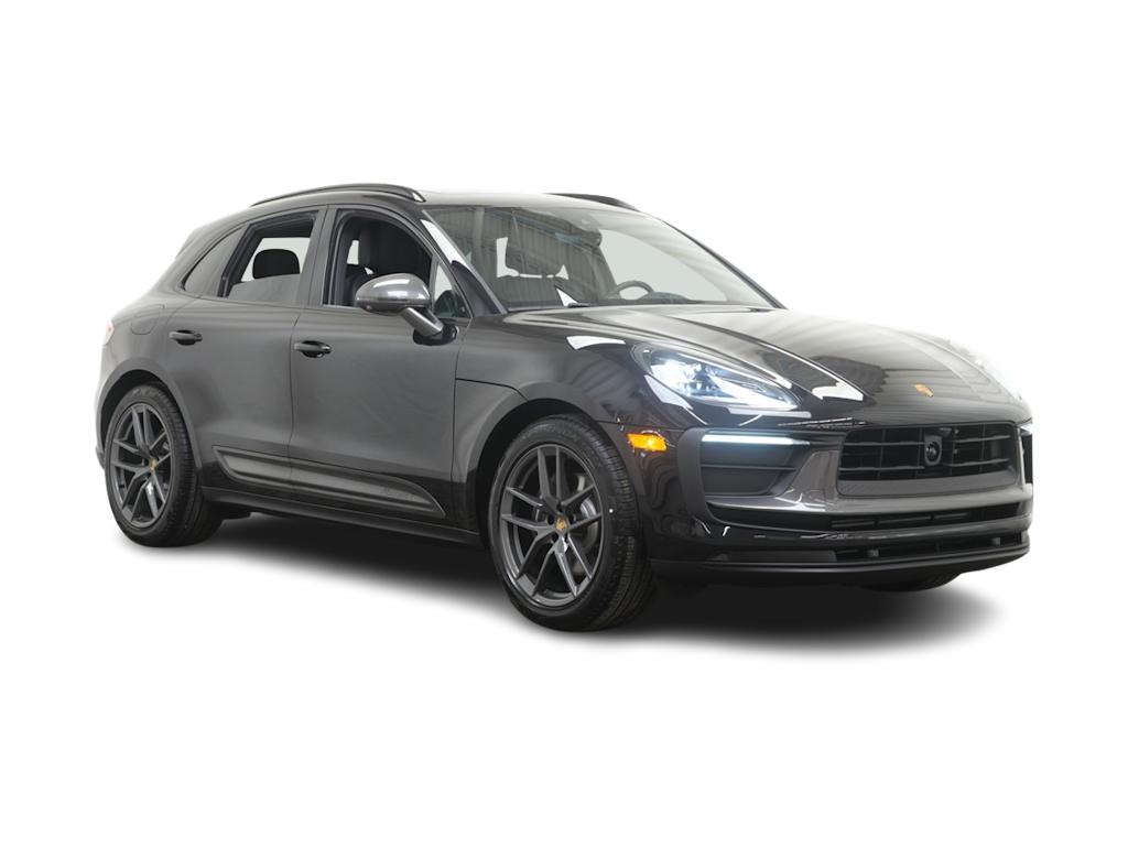Thumbnail: 2026 Porsche Macan - 14