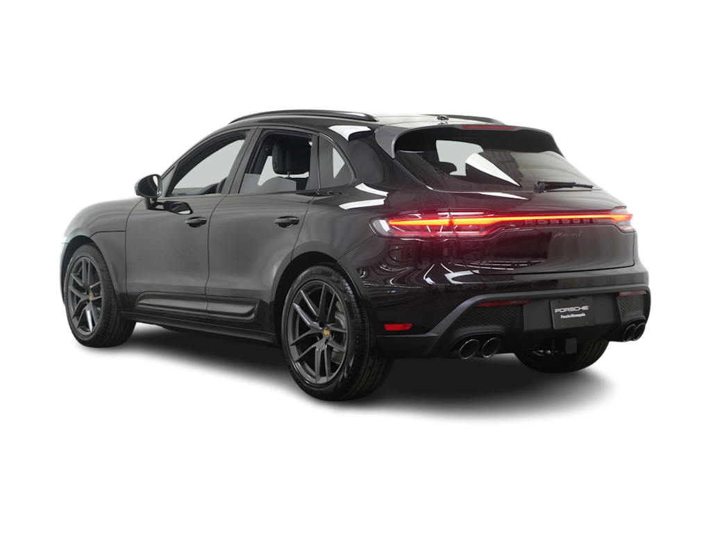 Thumbnail: 2026 Porsche Macan - 4