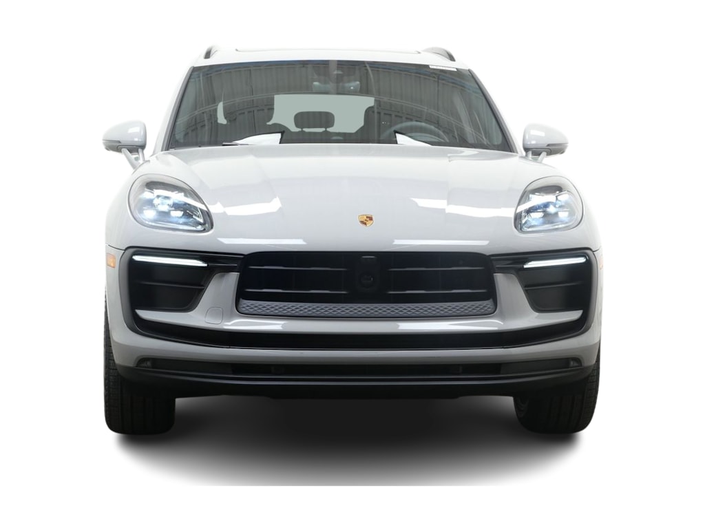 Thumbnail: 2026 Porsche Macan - 6