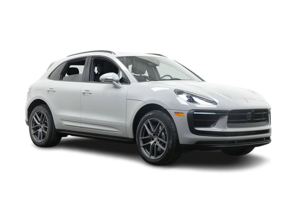 Thumbnail: 2026 Porsche Macan - 15