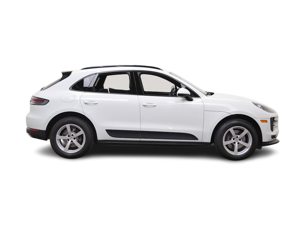 Thumbnail: 2019 Porsche Macan - 13