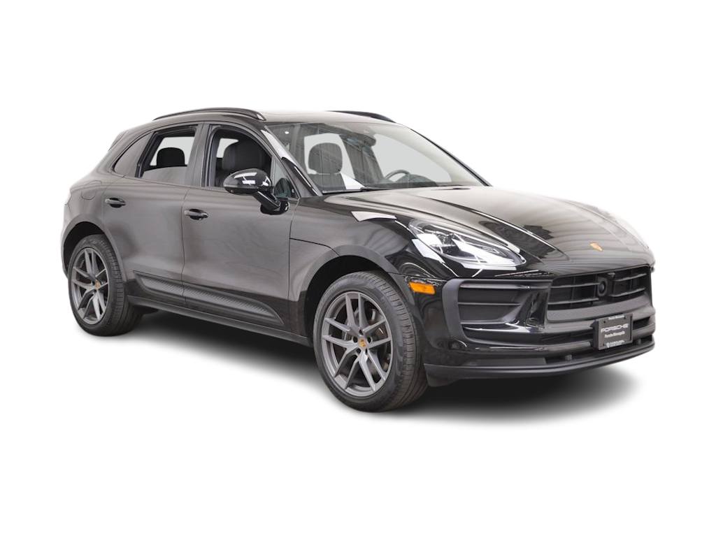 Thumbnail: 2023 Porsche Macan - 14
