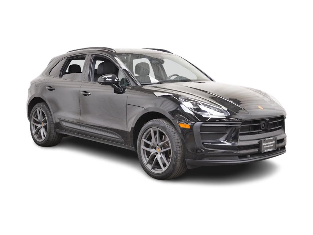 Thumbnail: 2023 Porsche Macan - 14