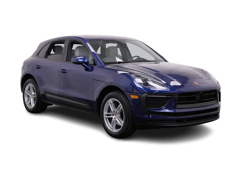 Thumbnail: 2024 Porsche Macan - 15