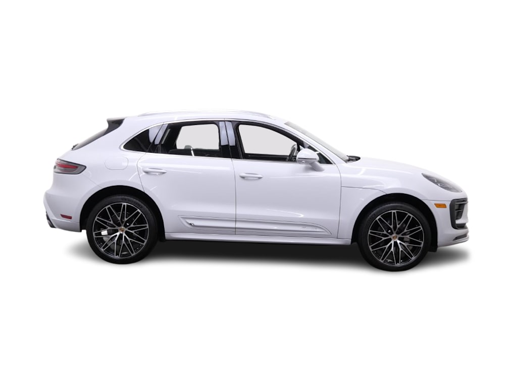 Thumbnail: 2024 Porsche Macan - 13