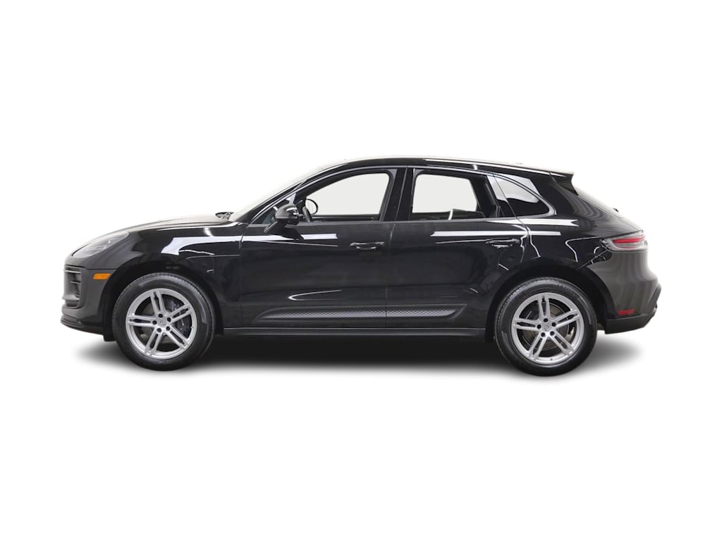 Thumbnail: 2025 Porsche Macan - 3