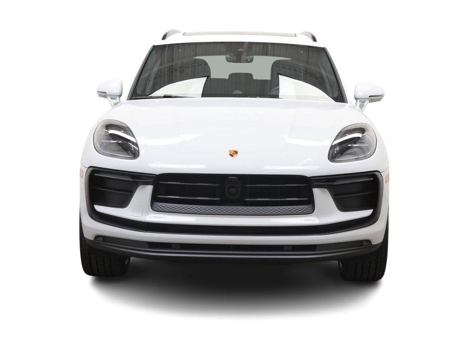 Thumbnail: 2026 Porsche Macan - 15