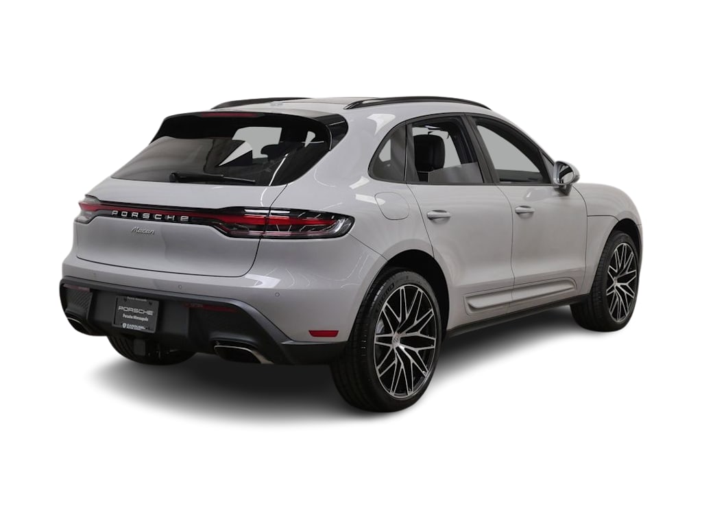 Thumbnail: 2026 Porsche Macan - 11
