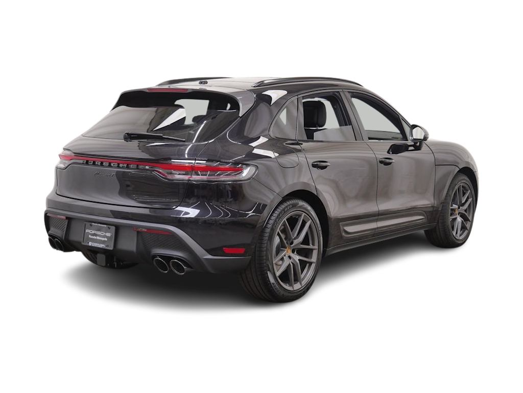 Thumbnail: 2026 Porsche Macan - 11