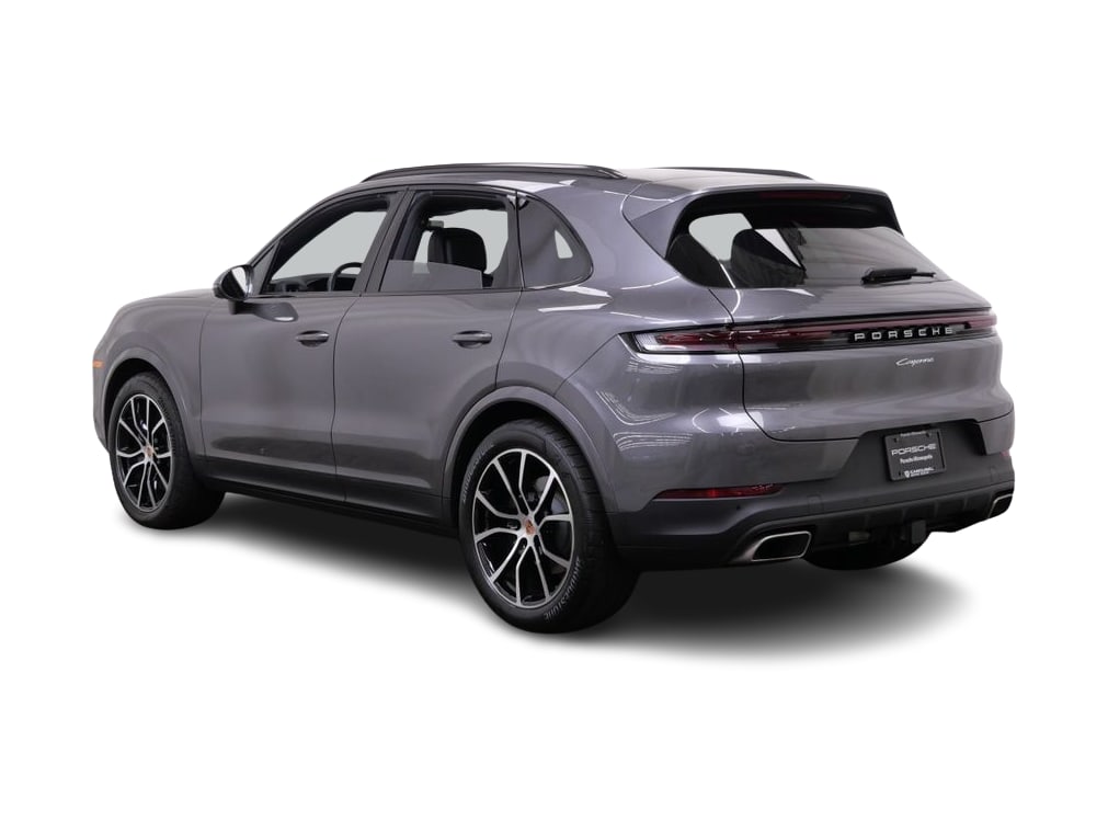 Thumbnail: 2026 Porsche Cayenne - 4